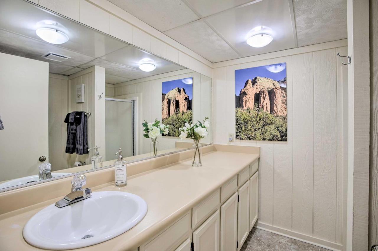 Sedona Hideaway With Swim Spa And Private Tavern! 外观 照片